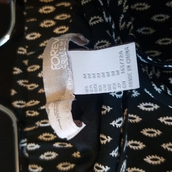 Forever 21 Flowy Printed Shorts - Picture 4 of 4